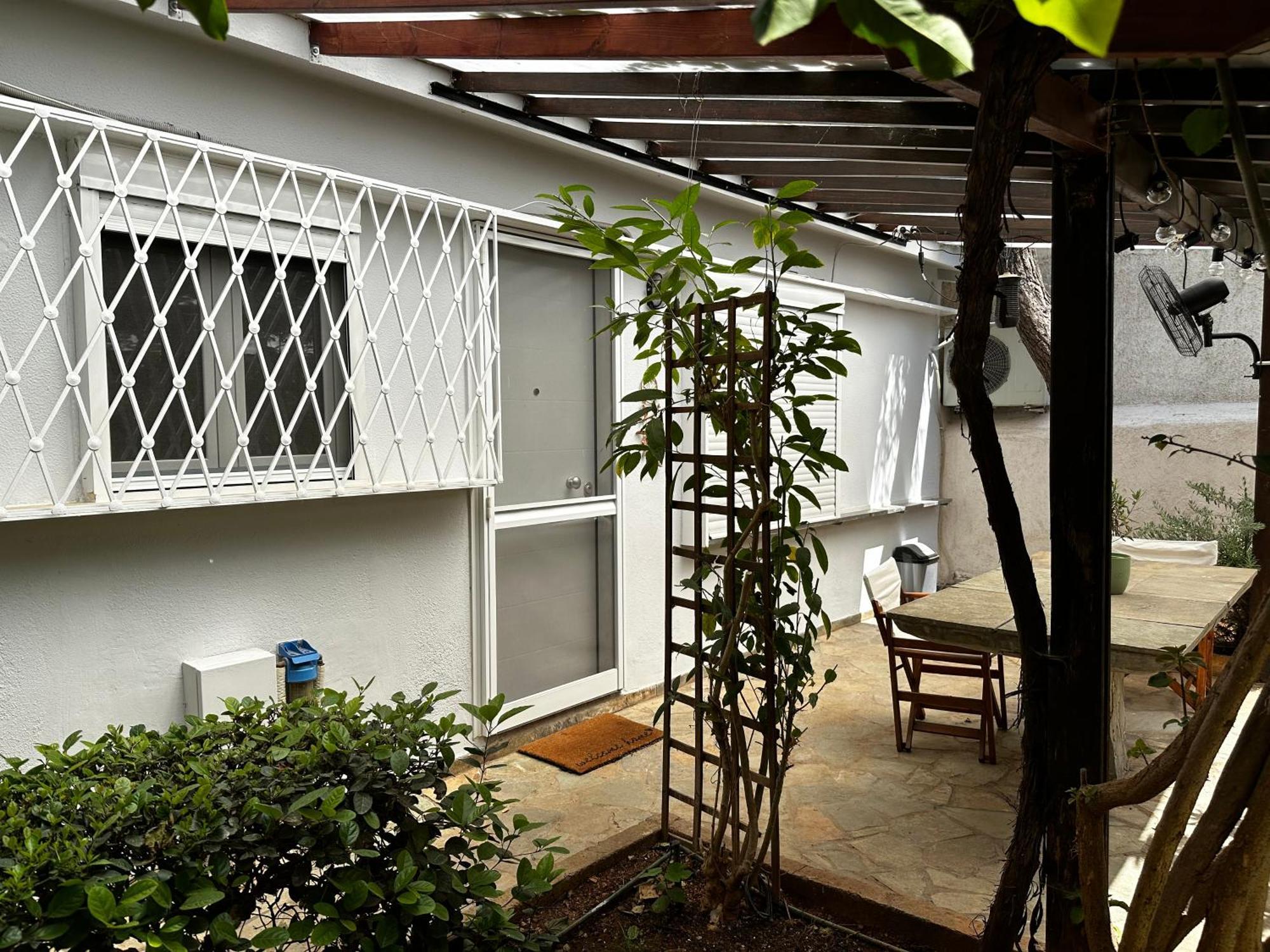 Antonis'S Garden House Apartment Athens Exterior photo